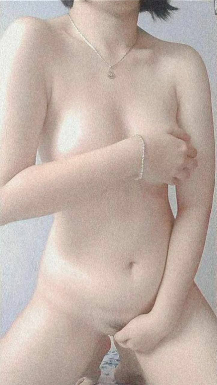 Mất điện, anh nhân viên bị kẹt lại công ty với 2 cấp trên nữ dam dang lờ